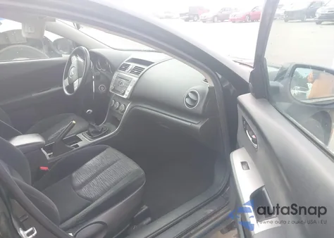 2010 Mazda Mazda6 I Sport z USA, uszkodzony, nr VIN 1YVHZ8BH9A5M37844